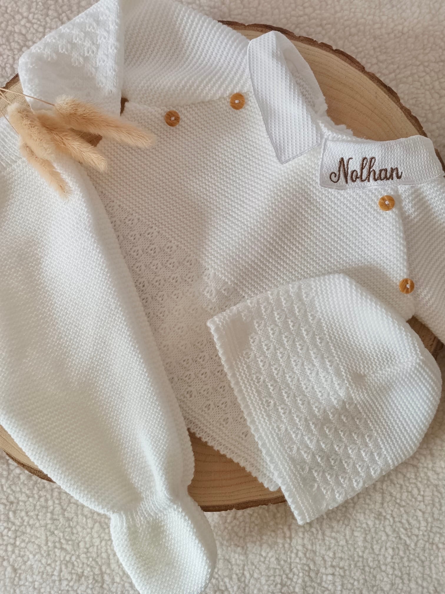 Ensemble complet naissance blanc 0/3 mois avec boutons bois