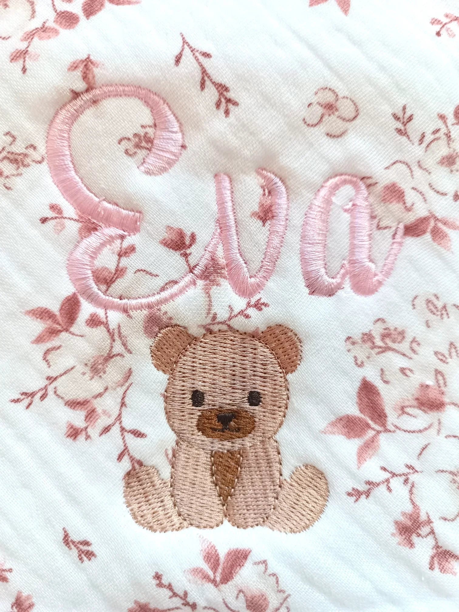 Cape de bain bébé personnalisée – Fleur de coton