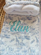 Couverture en gaze de coton safari tons bleuté et polaire blanc - personnalisable -