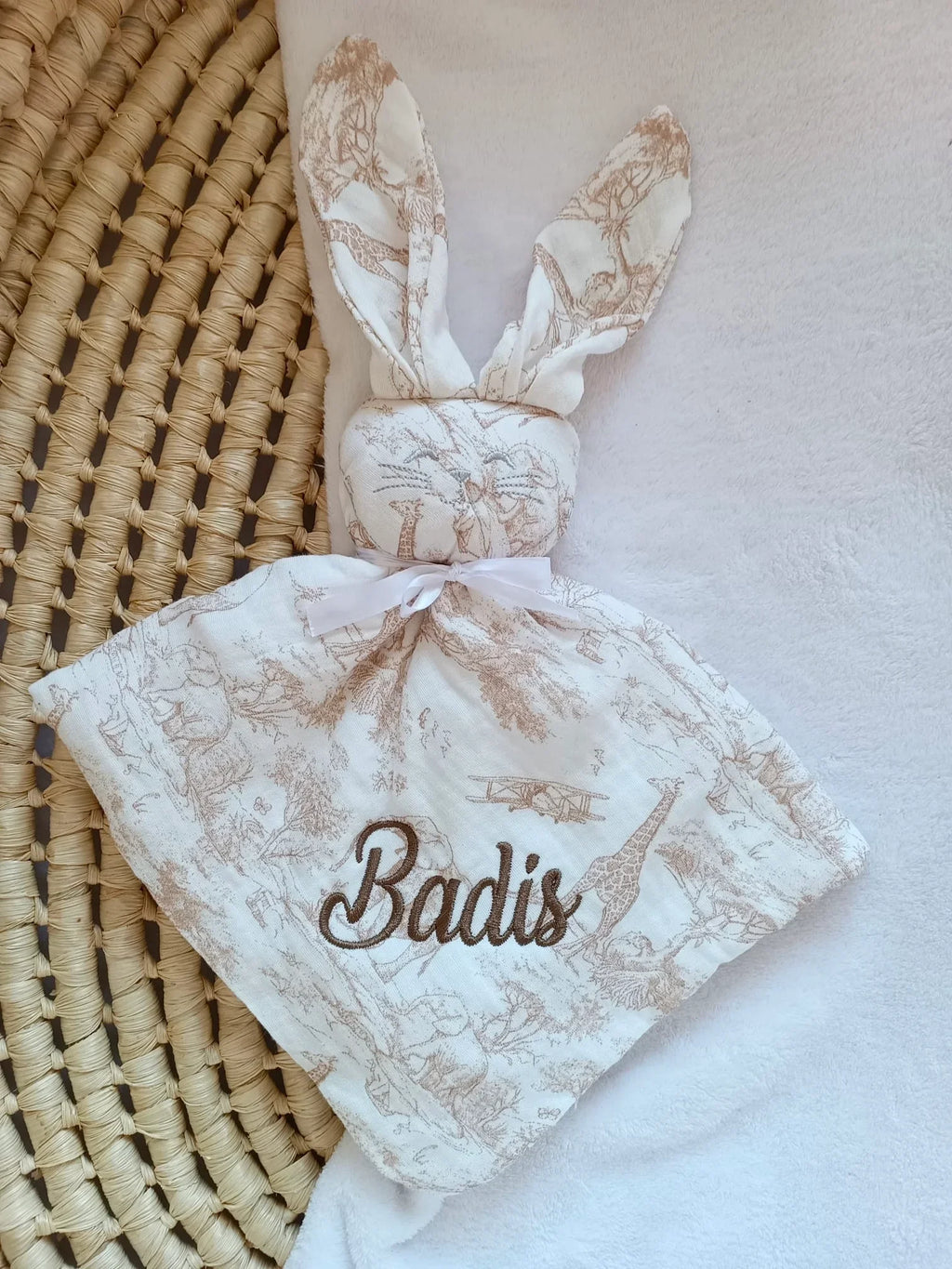 Doudou bébé personnalisé – Safari en gaze de coton