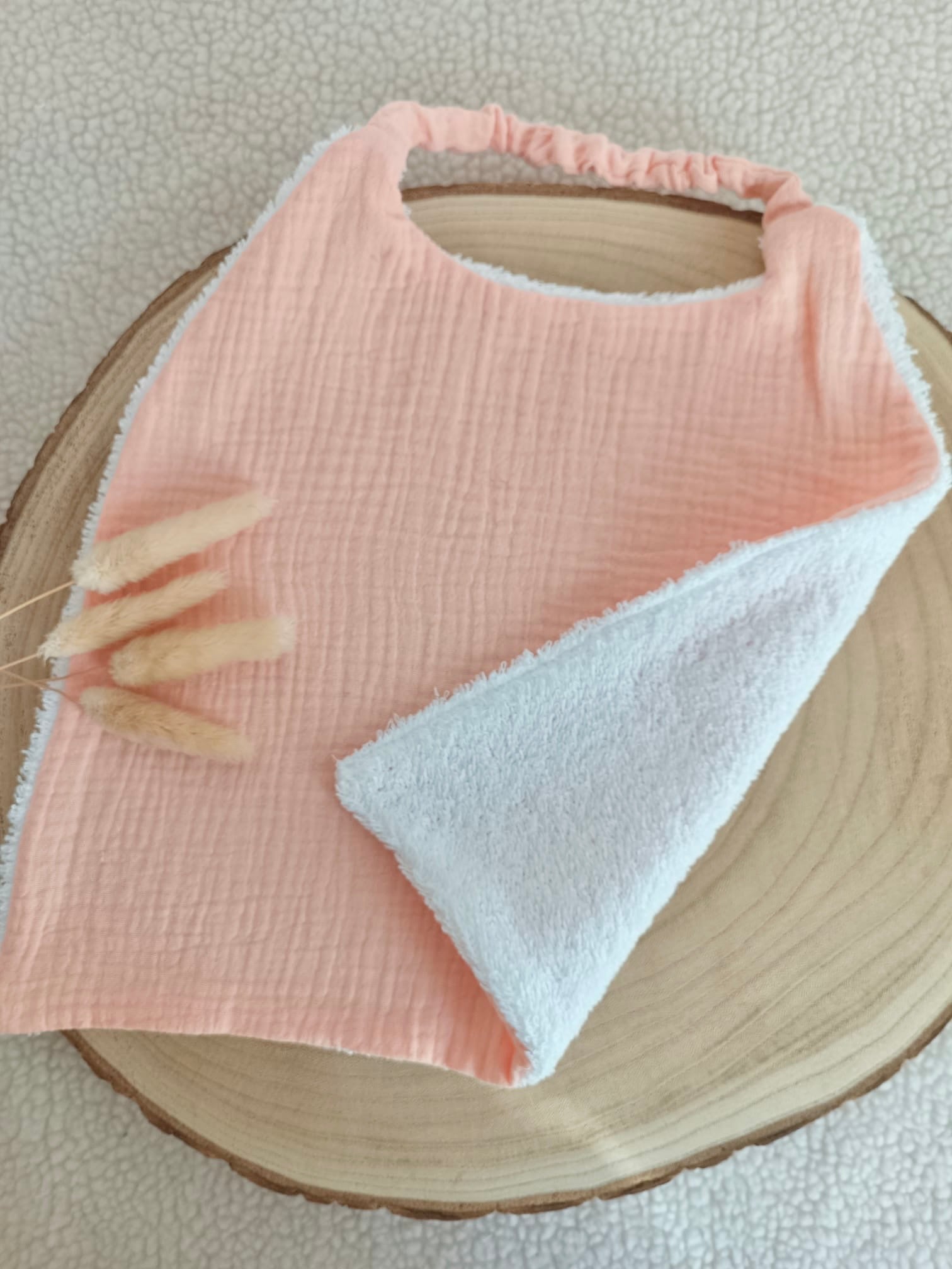 Bavoir en gaze de coton abricot