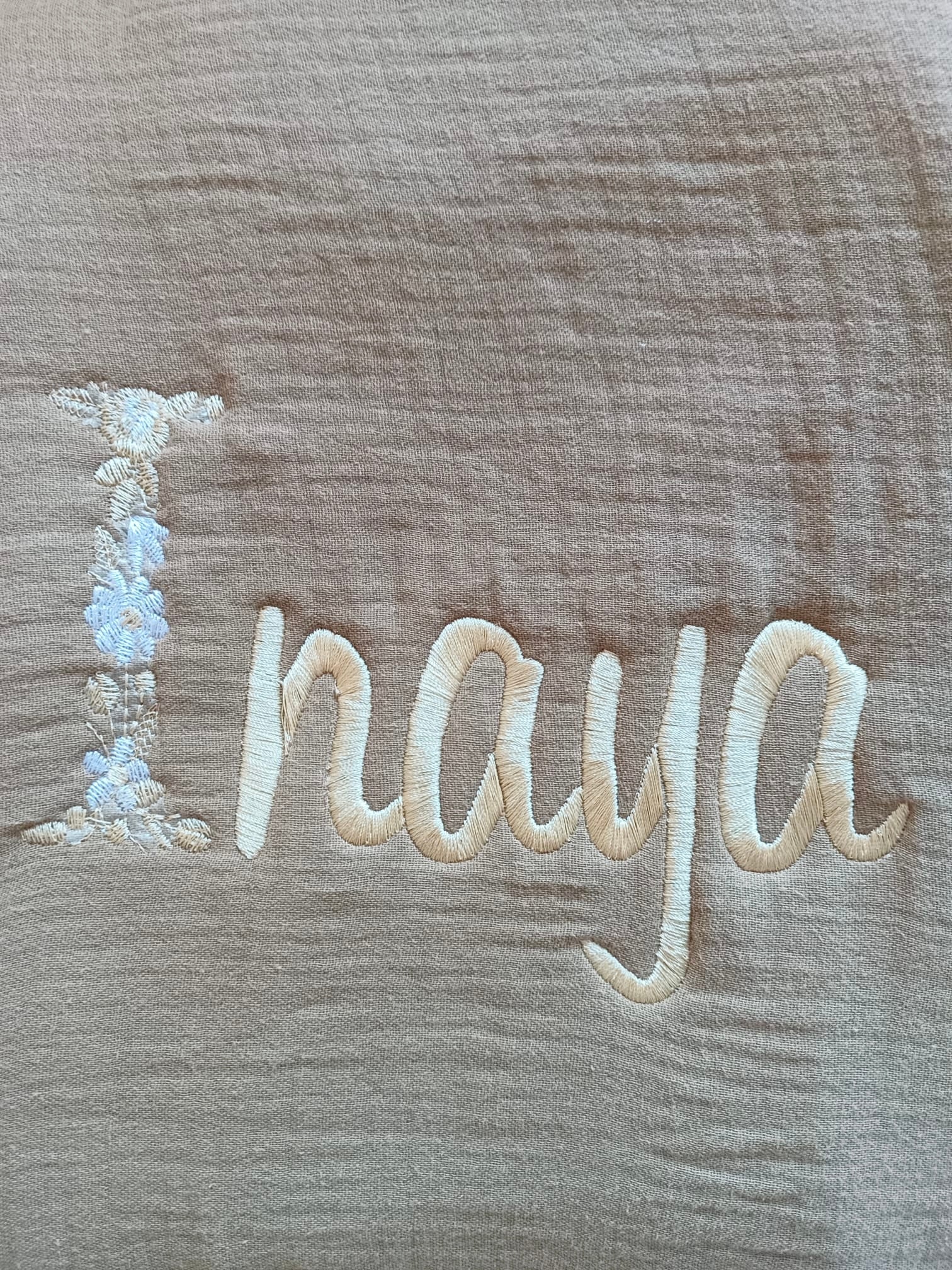 Couverture en gaze de coton et polaire marron - personnalisable -