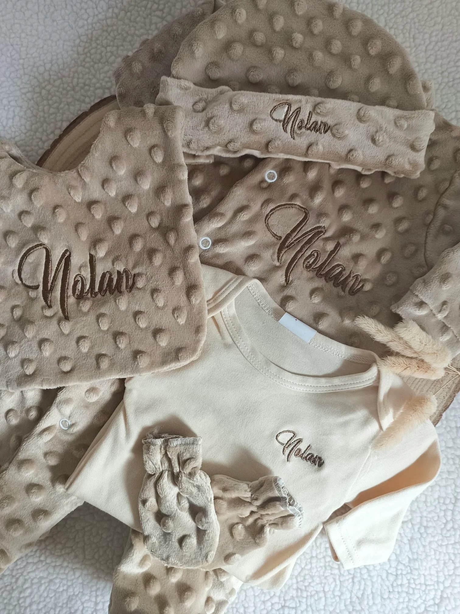 Pyjama naissance personnalisé minky – ensemble 5 pièces bébé