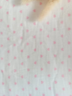 Couverture en gaze de coton blanc et polaire avec cœurs rose - personnalisable -