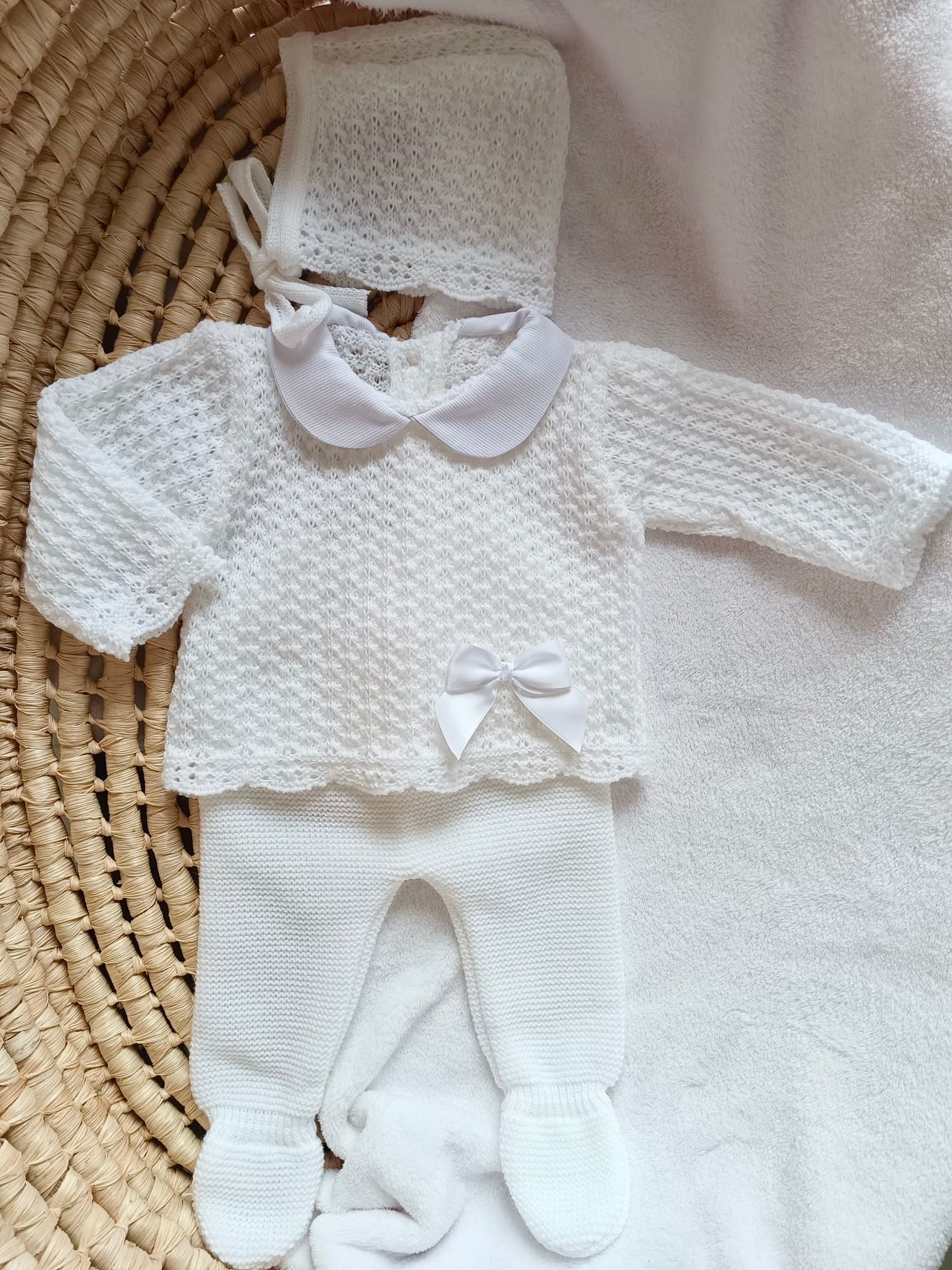 Ensemble complet blanc détails noeud satiné blanc 0/3 mois