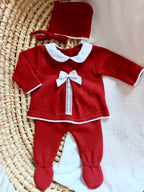Ensemble complet rouge avec détails blanc 0/3 mois