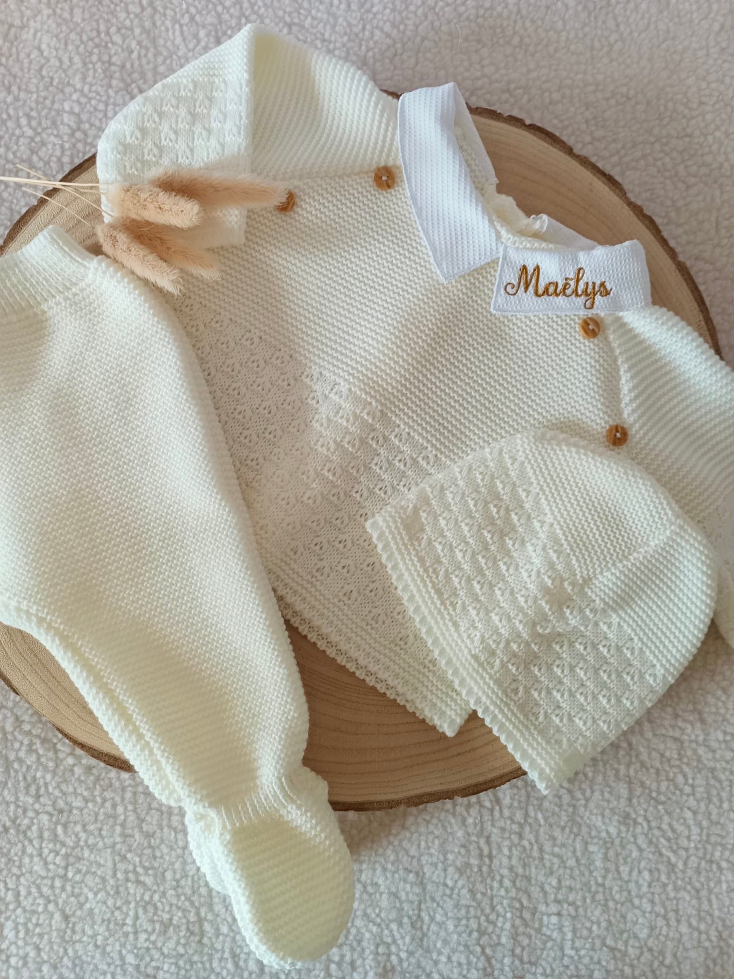 Ensemble complet naissance crème 0/3 mois avec boutons bois