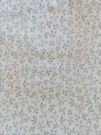 Nid d'ange en gaze de coton blanc  fleurie tons gris