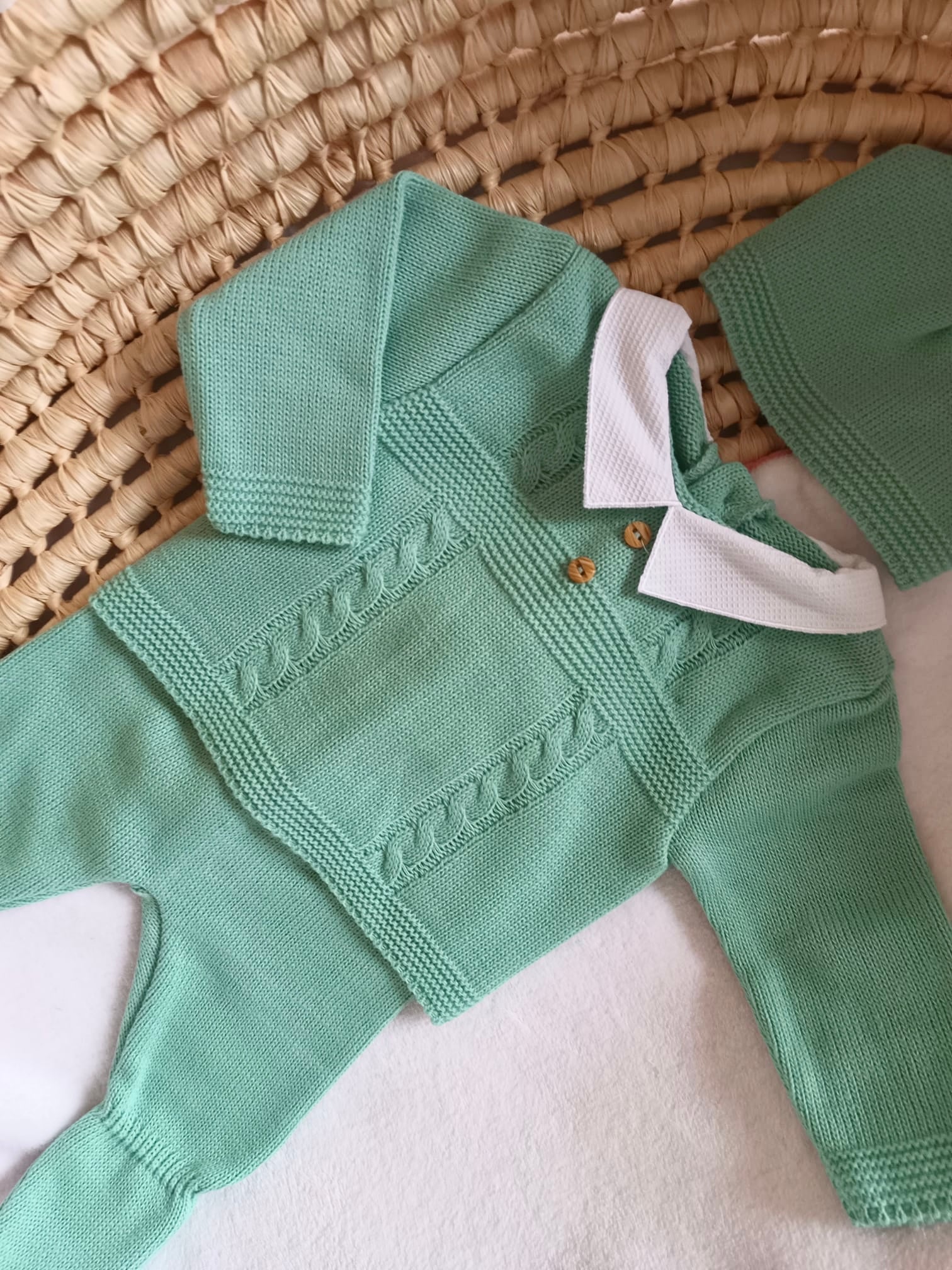 Ensemble complet vert boutons bois 0/3 mois