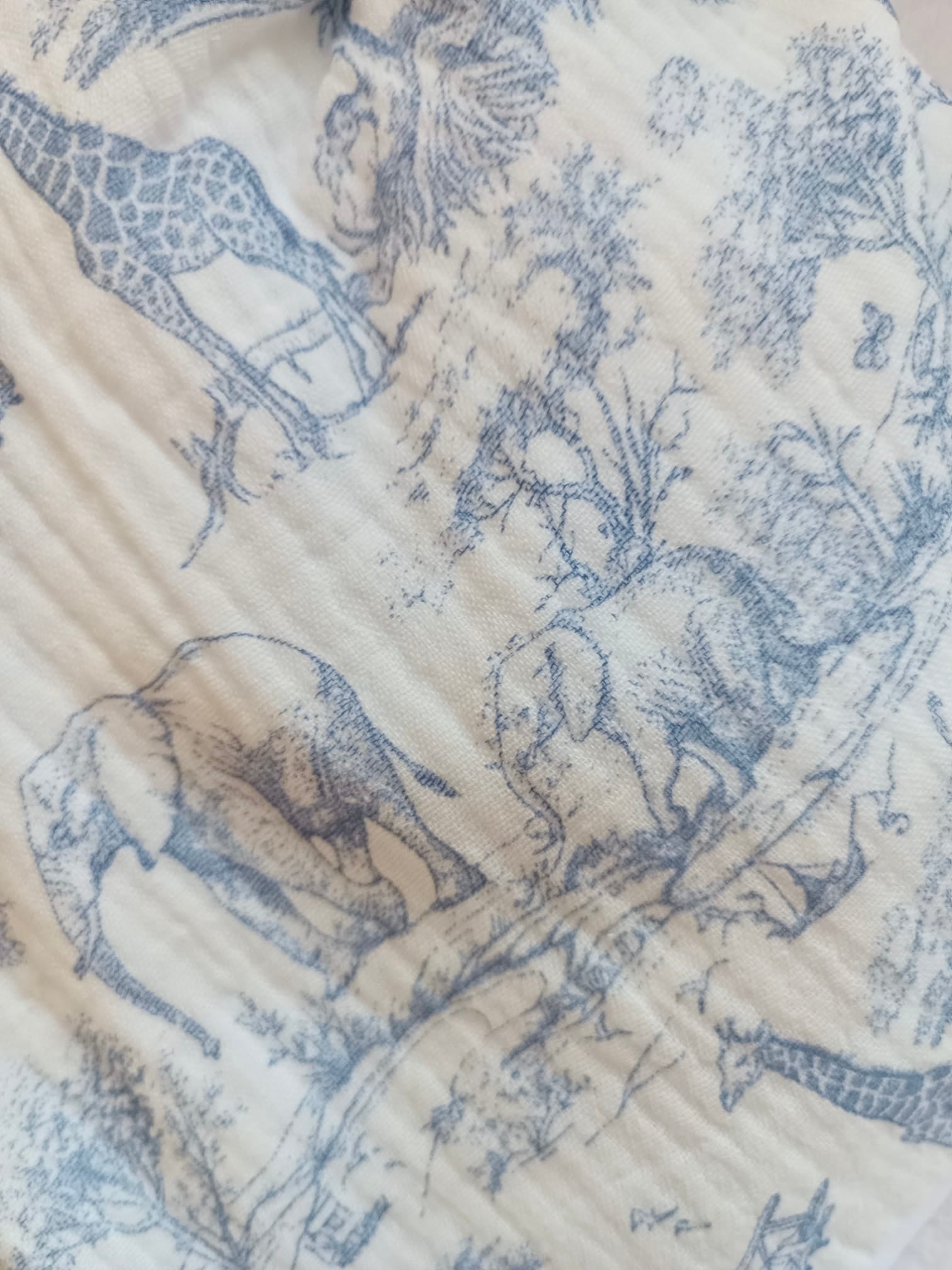 Doudou lapin en gaze de coton safari tons bleuté - personnalisable -