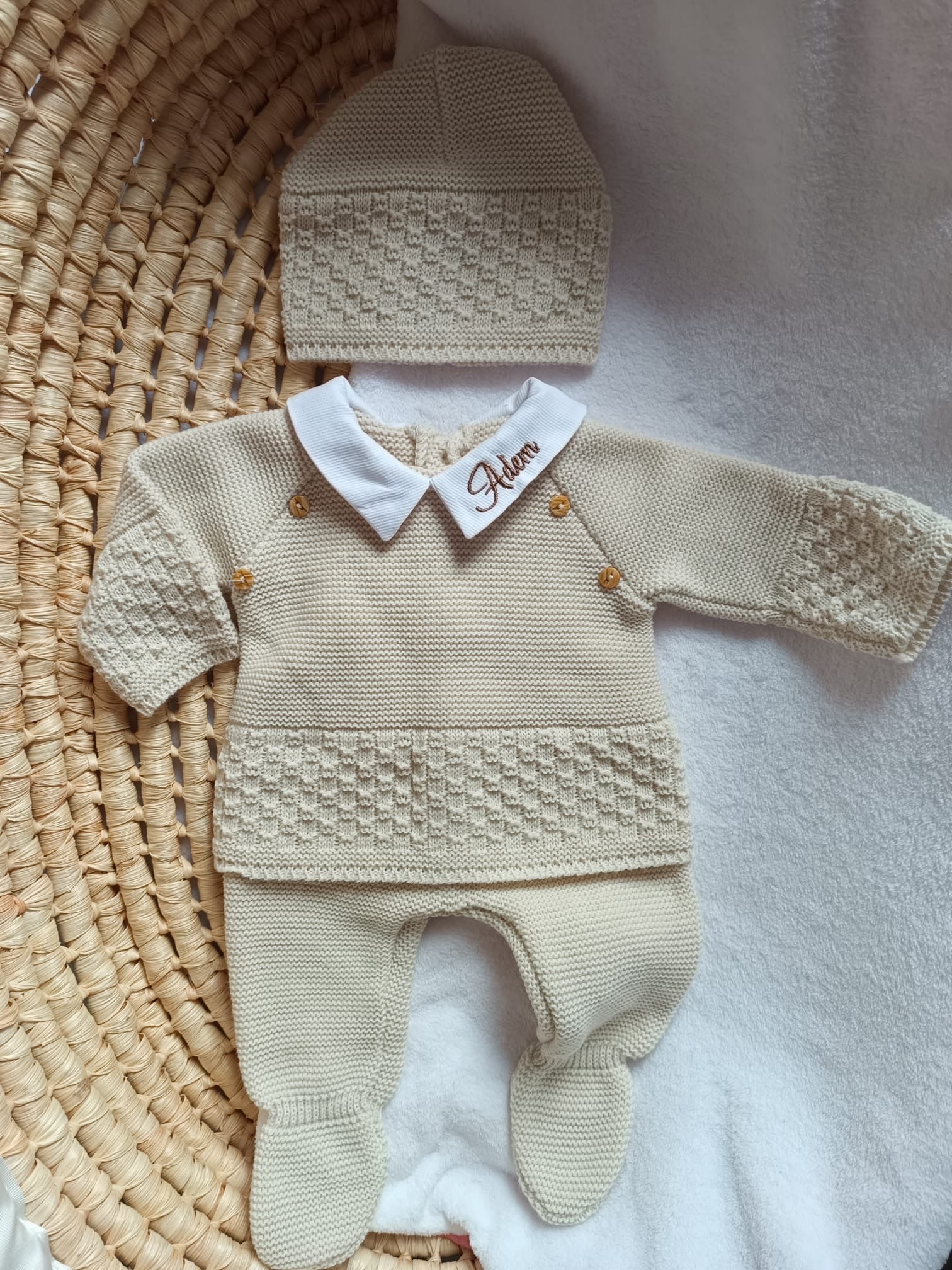 Ensemble complet naissance beige 0/3 mois avec boutons bois