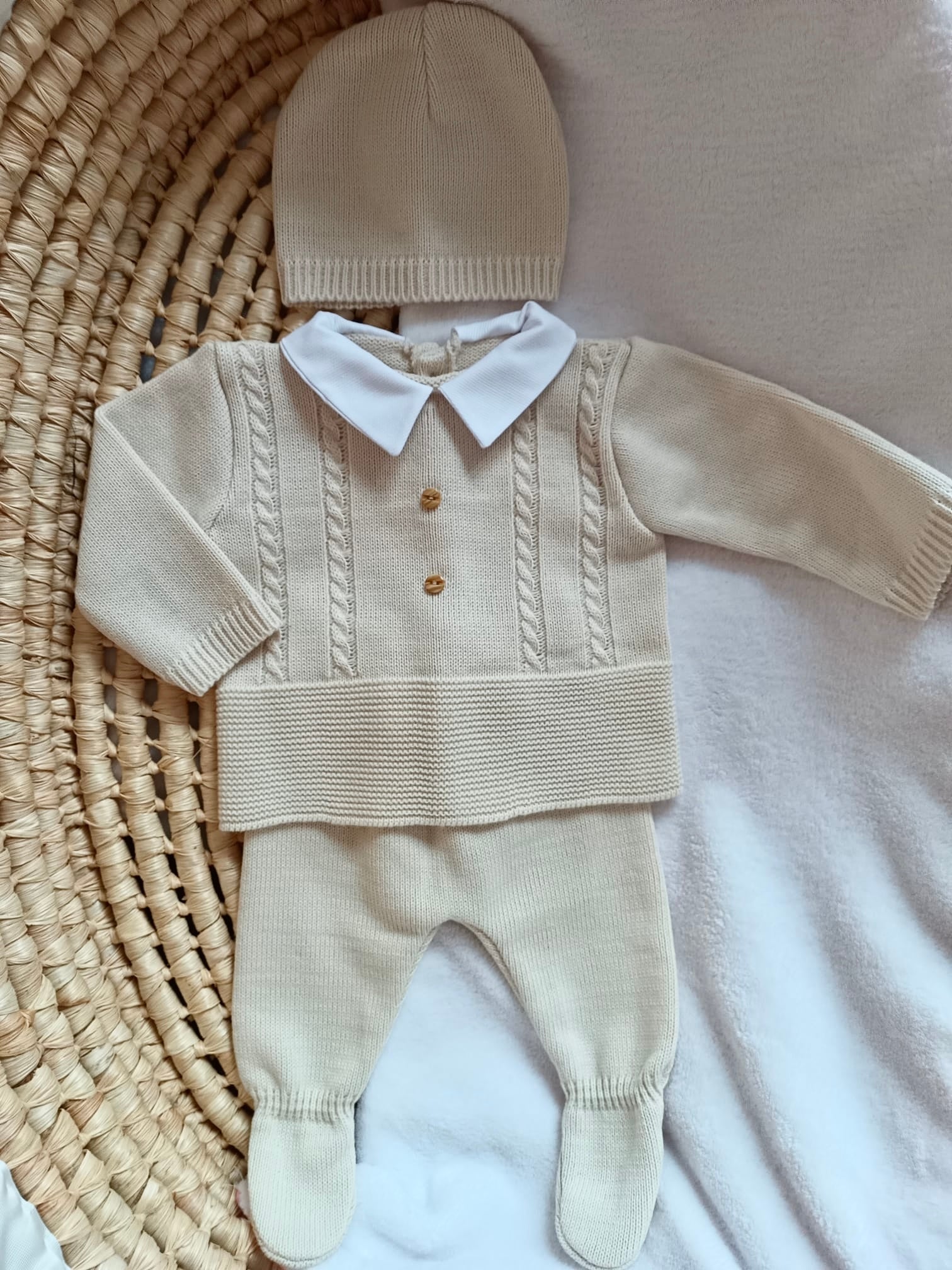 Ensemble complet beige boutons bois 0/3 mois