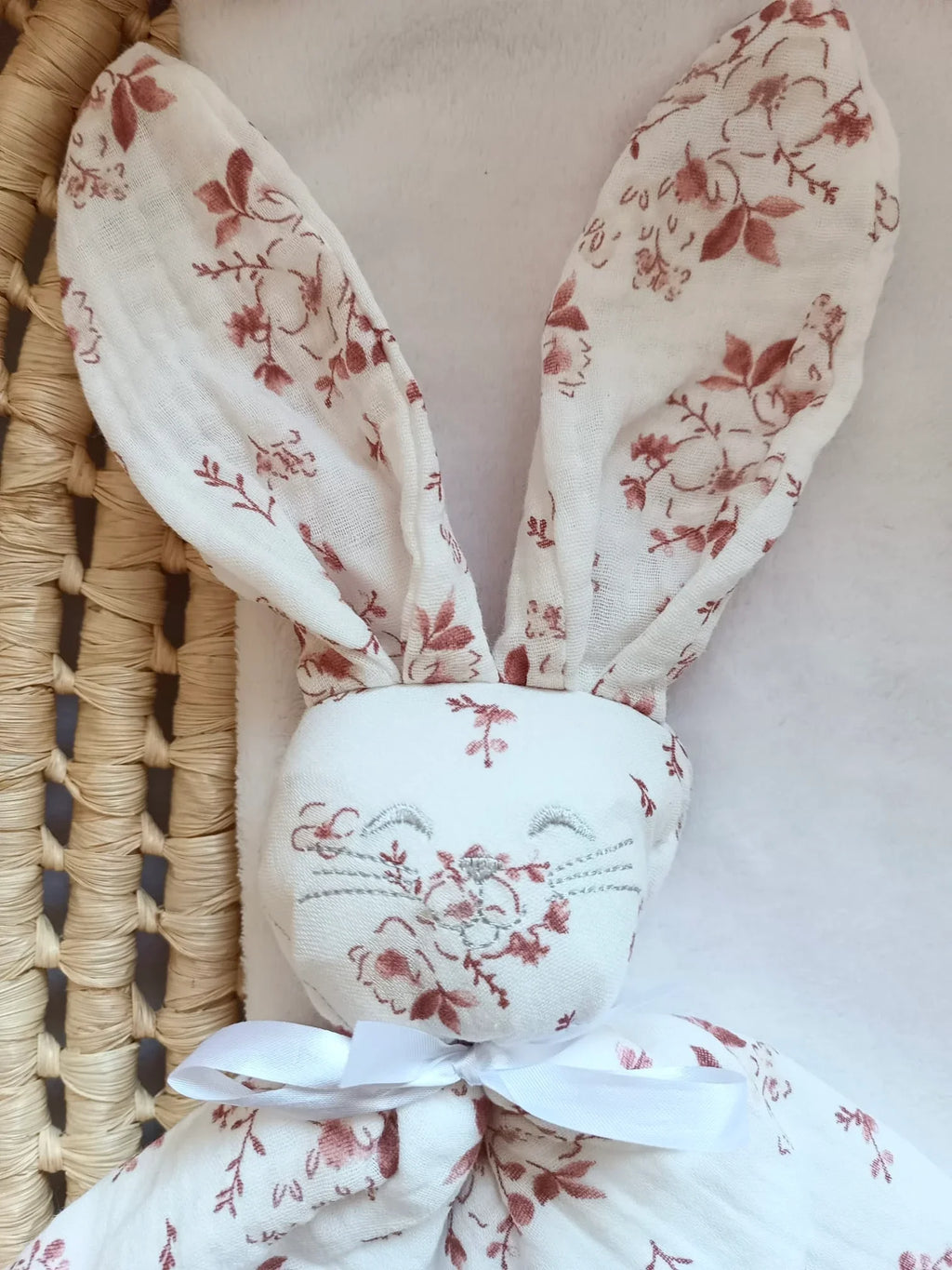 Doudou bébé personnalisé – Fleur de coton
