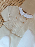 Ensemble complet naissance beige avec détails boutons 0/3 mois