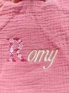 Doudou lapin avec oreilles polaire blanche gaze de coton framboise