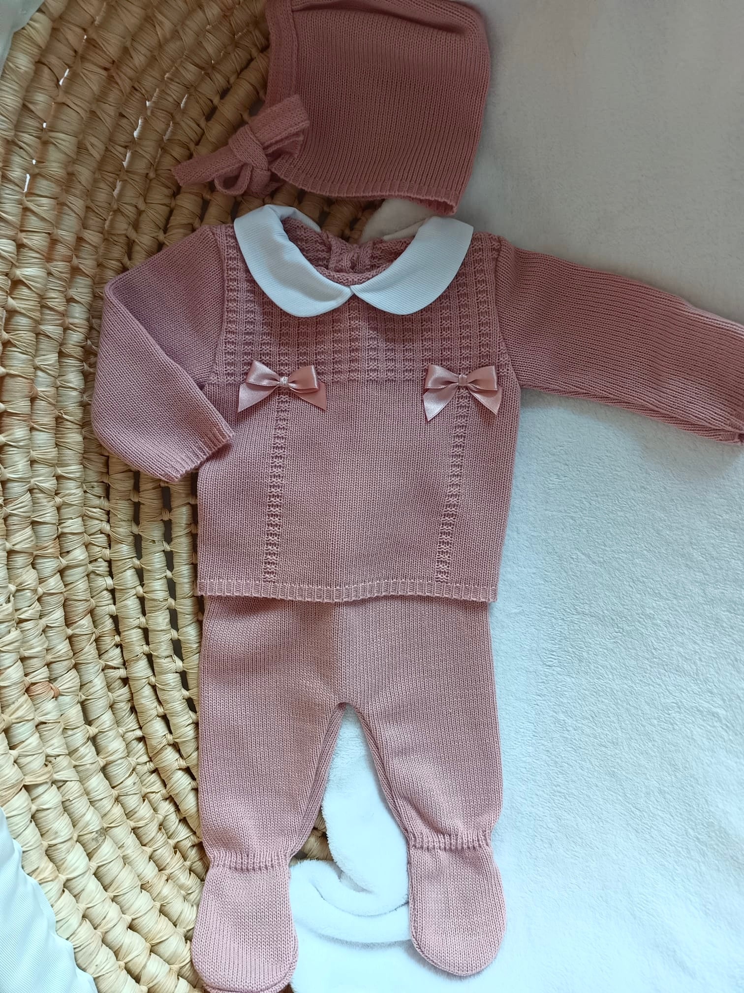 Ensemble complet vieux rose avec 2 nœuds satiné vieux rose 0/3 mois