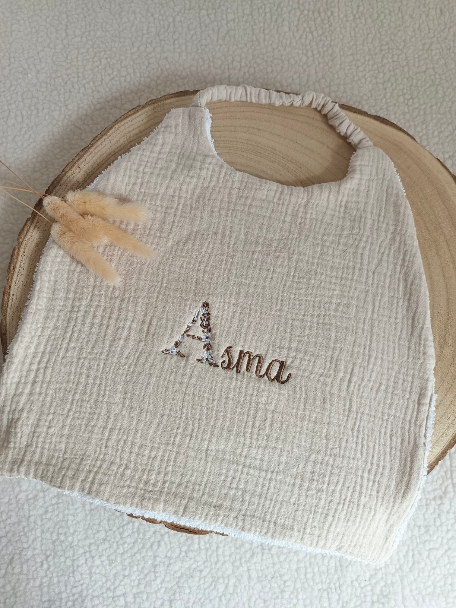 Bavoir en gaze de coton beige