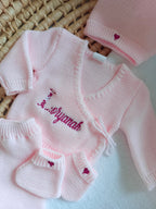 Tenue naissance rose 0/3 mois - avec Lettre Fleuries à personnaliser + coeurs - personnalisable -
