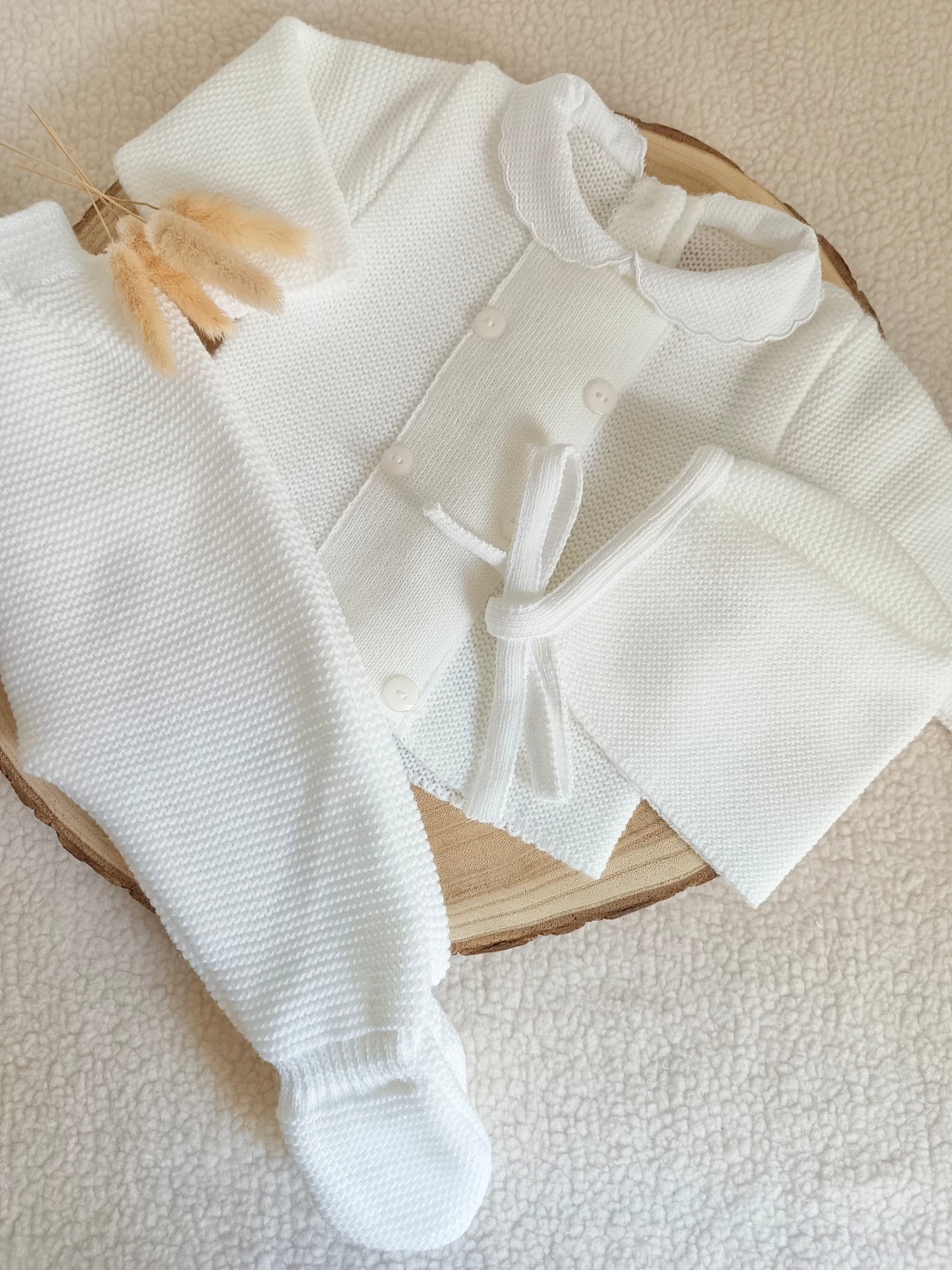 Ensemble complet naissance 0/3 mois, blanc avec boutons