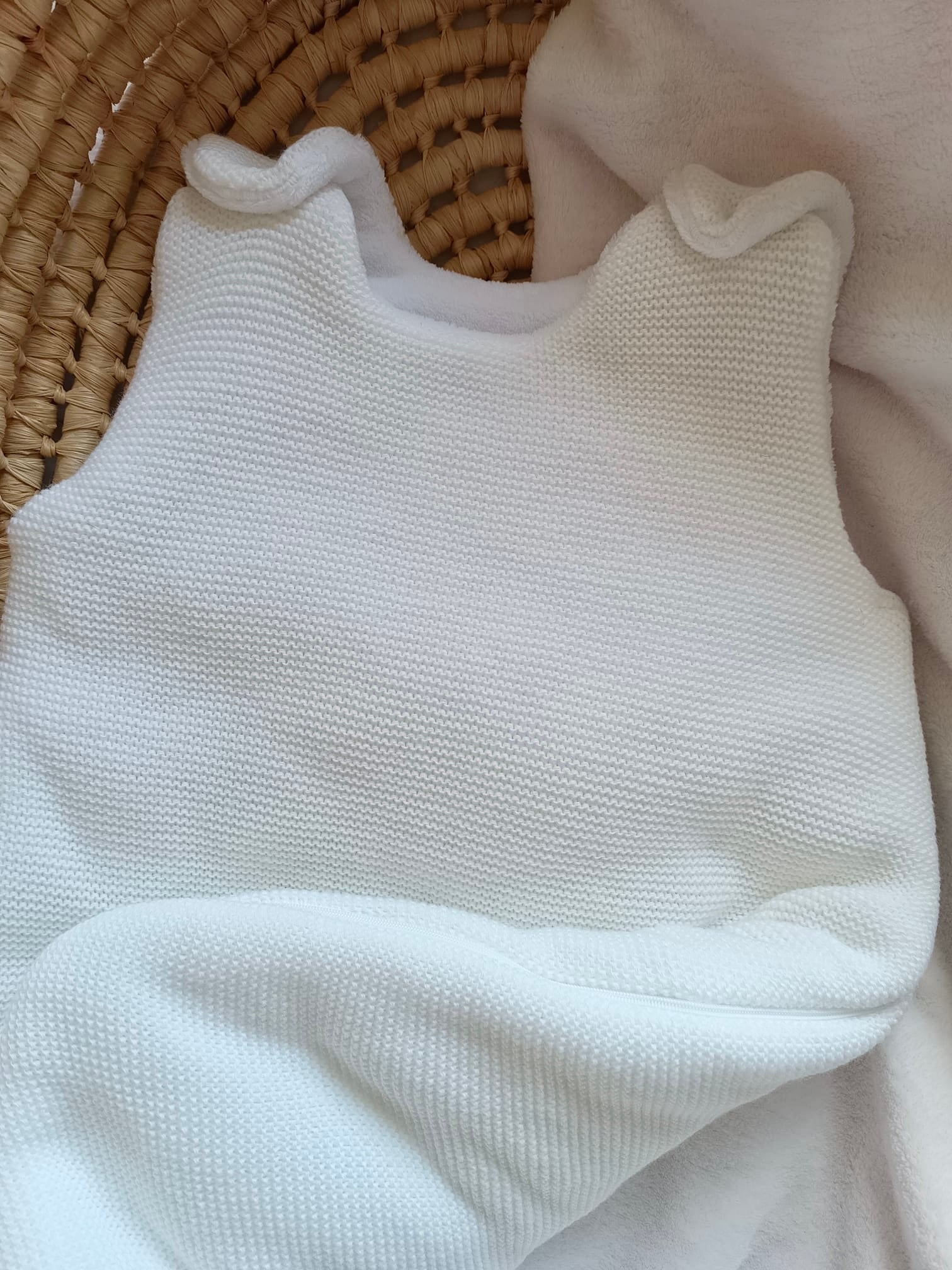Gigoteuse molletonnée en maille blanc et polaire blanc - personnalisable -