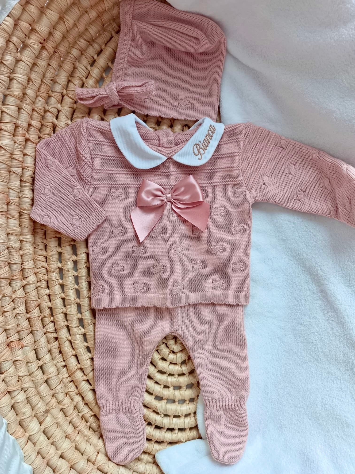 Ensemble complet vieux rose avec nœud satiné vieux rose 0/3 mois