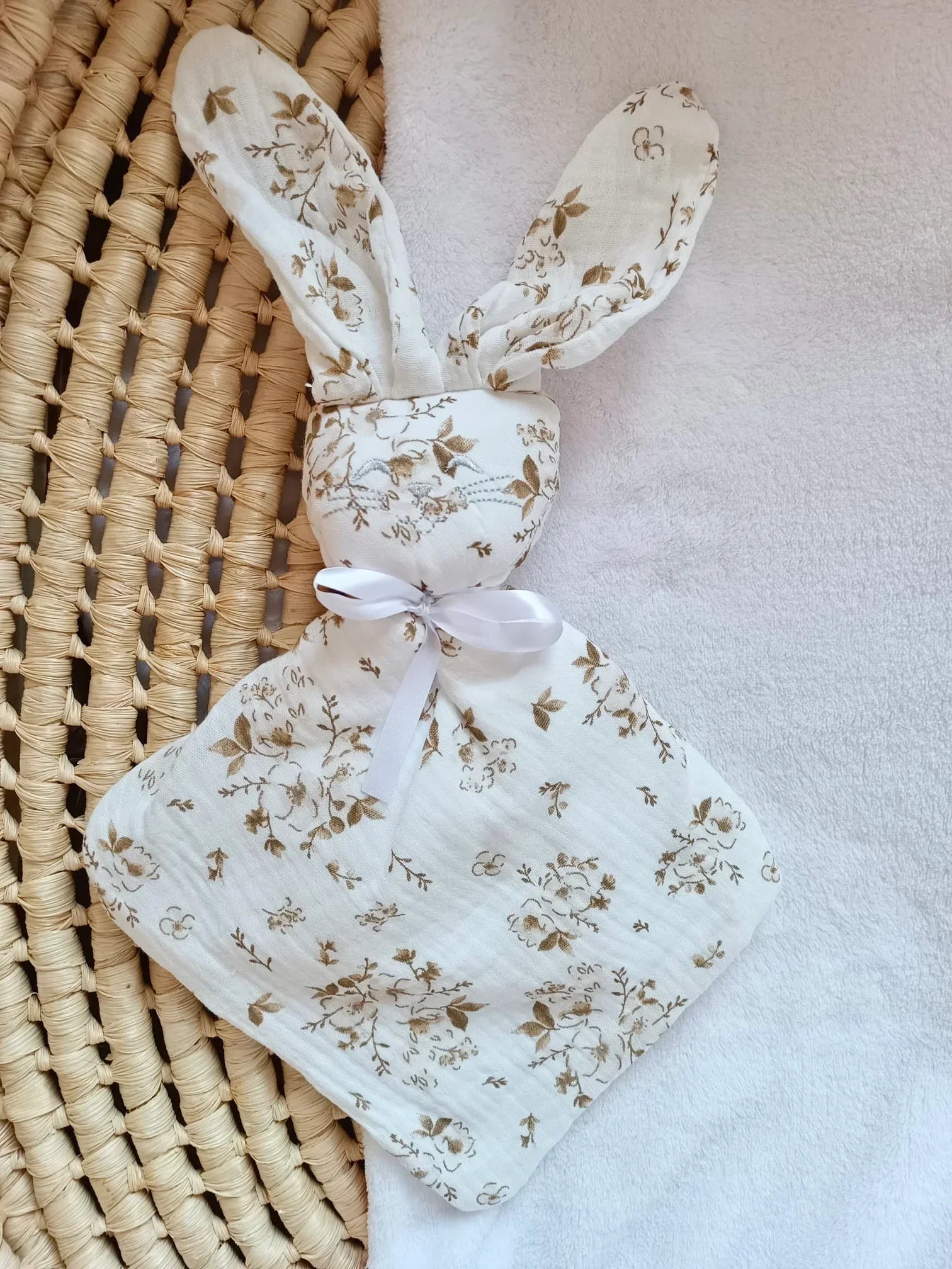 Doudou bébé personnalisé – Fleur de coton