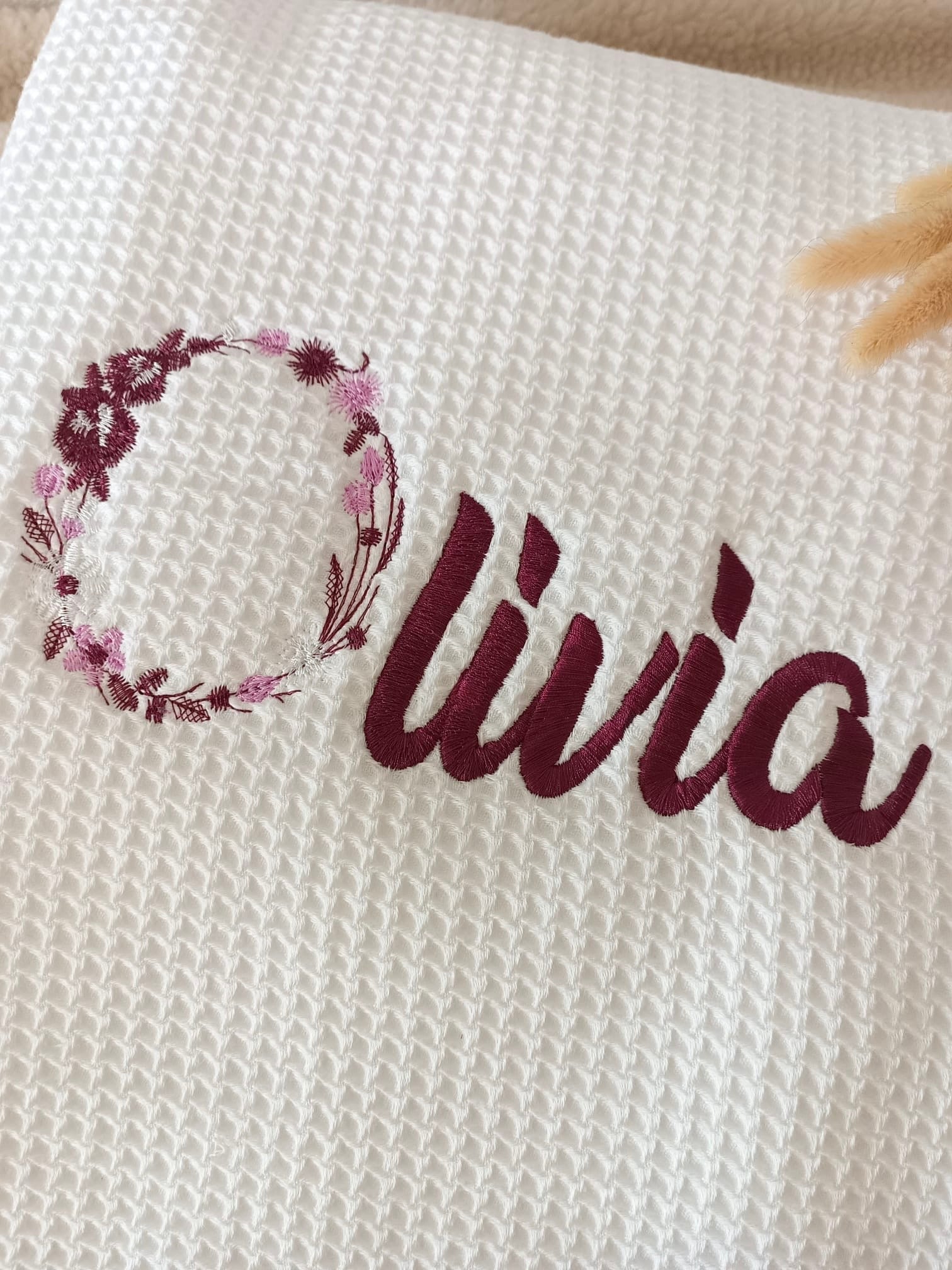 Couverture en nid d’abeille et polaire blanc - personnalisable -