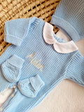 Combinaison maille bleu ciel avec col blanc - 0/3 mois - personnalisable