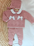 Ensemble complet naissance vieux rose 0/3 mois avec 2 noeuds satiné blanc