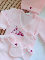 Tenue naissance rose 0/3 mois - avec Lettre Fleuries à personnaliser + coeurs - personnalisable -