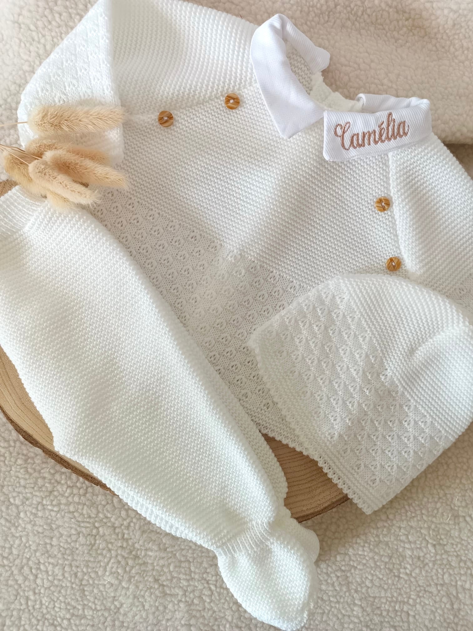 Ensemble complet naissance blanc 0/3 mois avec boutons bois