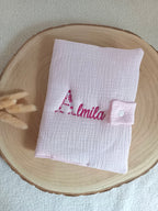 Protège carnet de santé en gaze de coton rose - personnalisable -