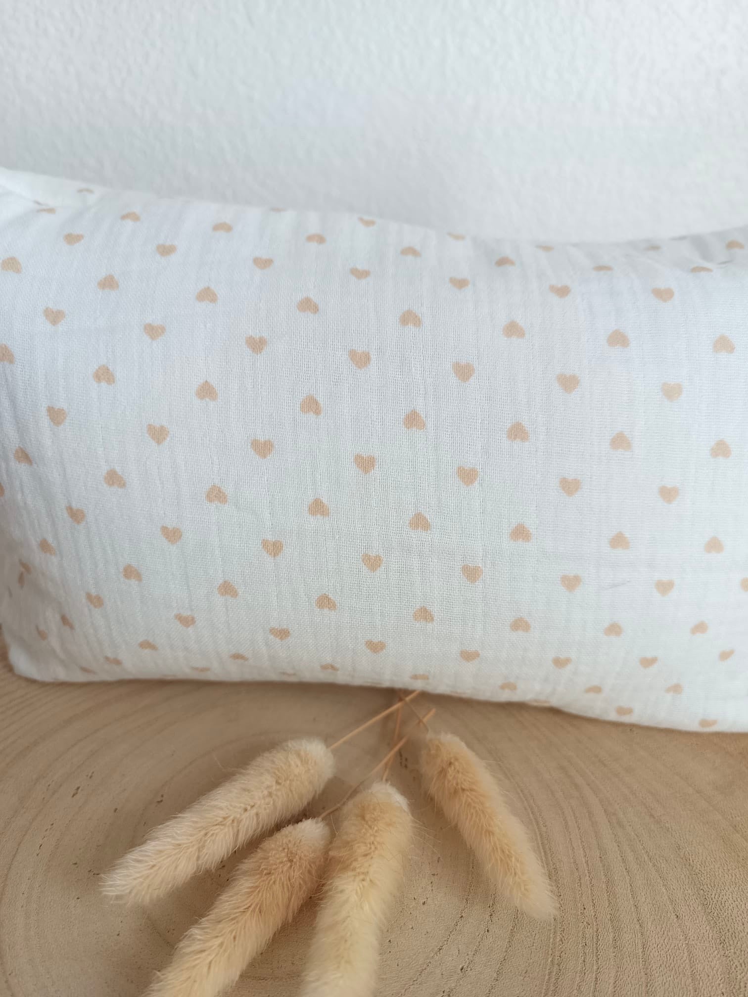 Trousse en gaze de coton coeurs beige - personnalisable -