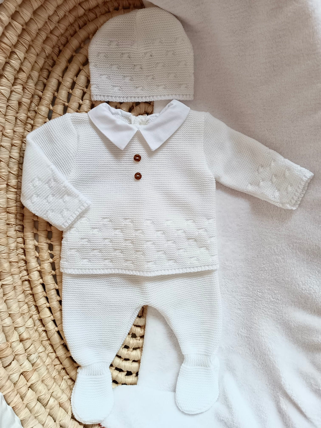 Ensemble complet naissance blanc 0/3 mois avec 2 boutons bois