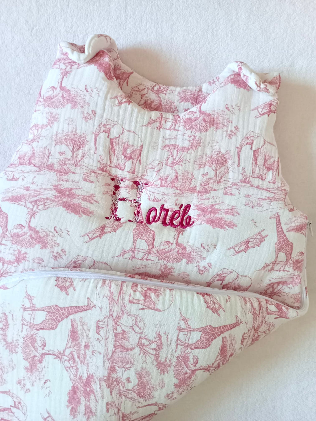 Gigoteuse molletonée en gaze de coton safari tons rose/fushia - personnalisable -
