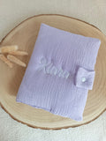 Protège carnet de santé en gaze de coton lila - personnalisable -
