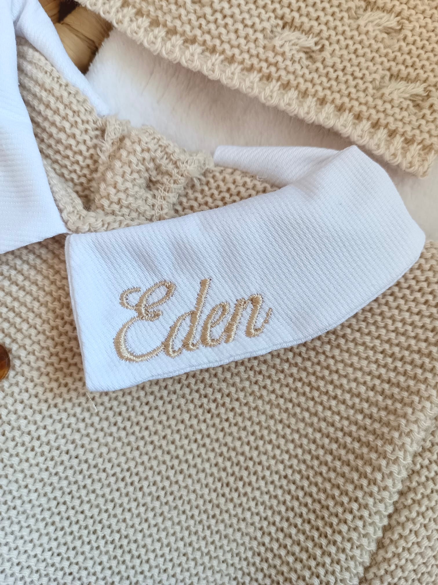 Ensemble naissance en maille personnalisé - Elégance