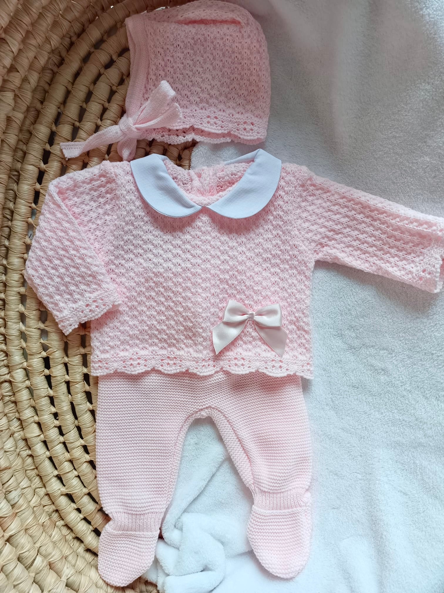 Ensemble complet rose détails noeud satiné rose 0/3 mois