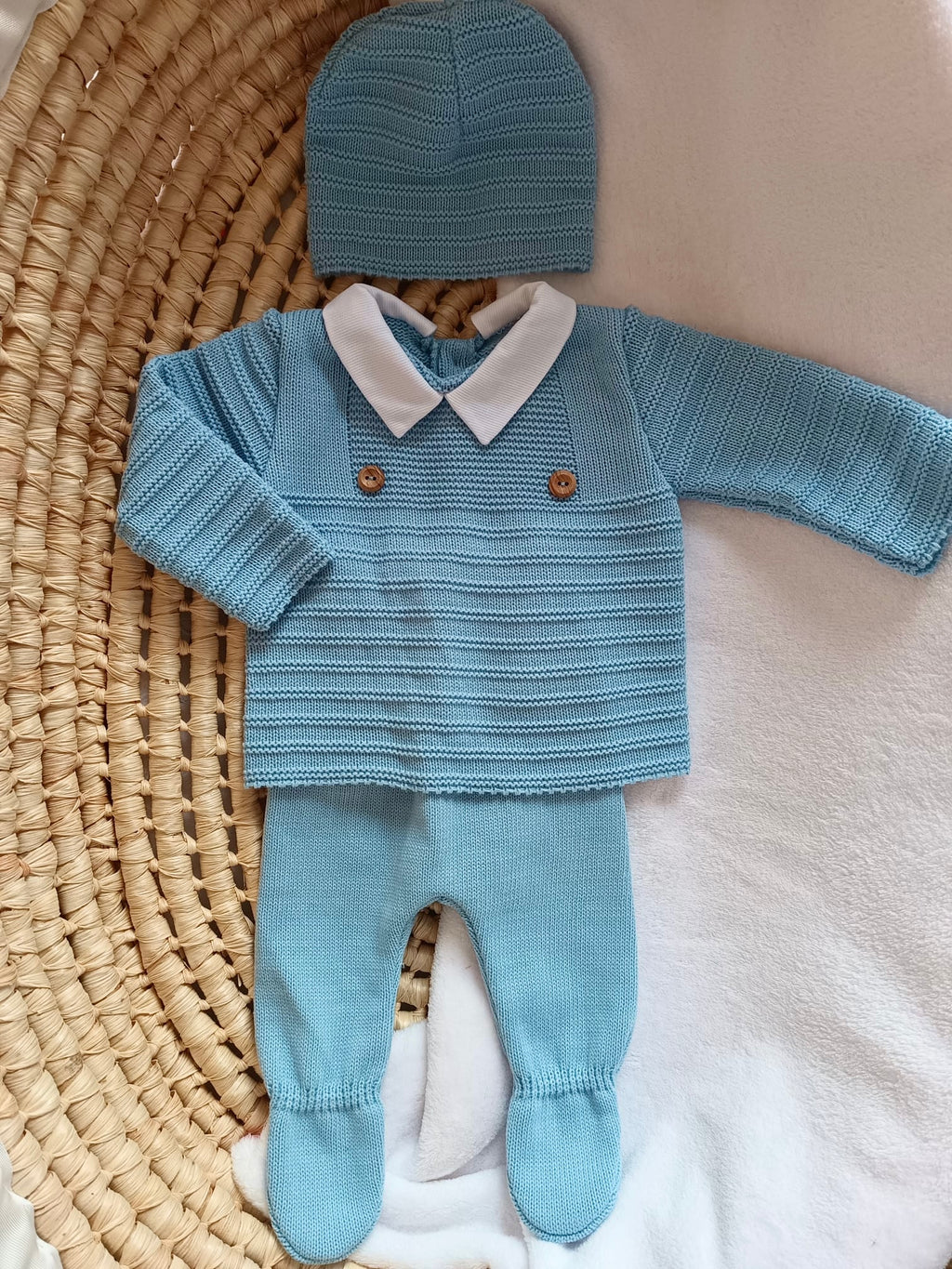 Ensemble complet bleuté avec 2 boutons bois 0/3 mois