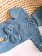 Combinaison naissance personnalisée en maille croisée – ensemble 3 pièces