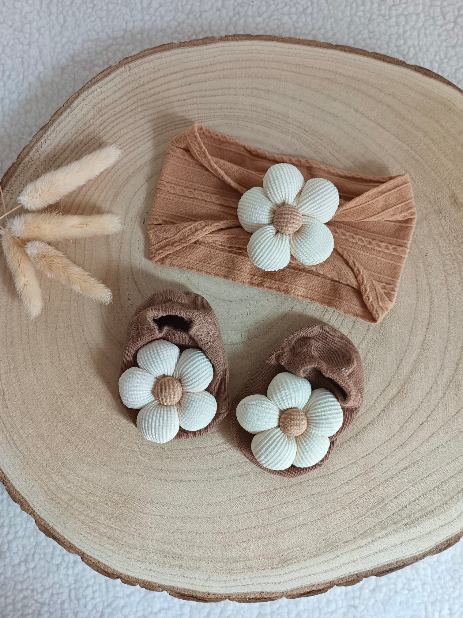 Bandeau élastique marrron fleurs beige TU + chaussons assortis 0/10 mois