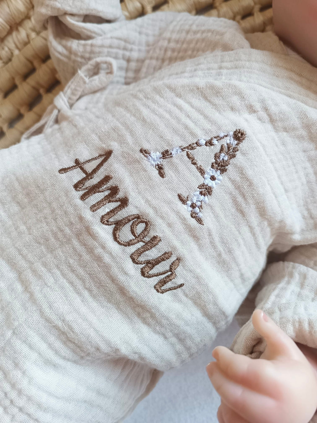 Pyjama cache cœur beige 100% coton