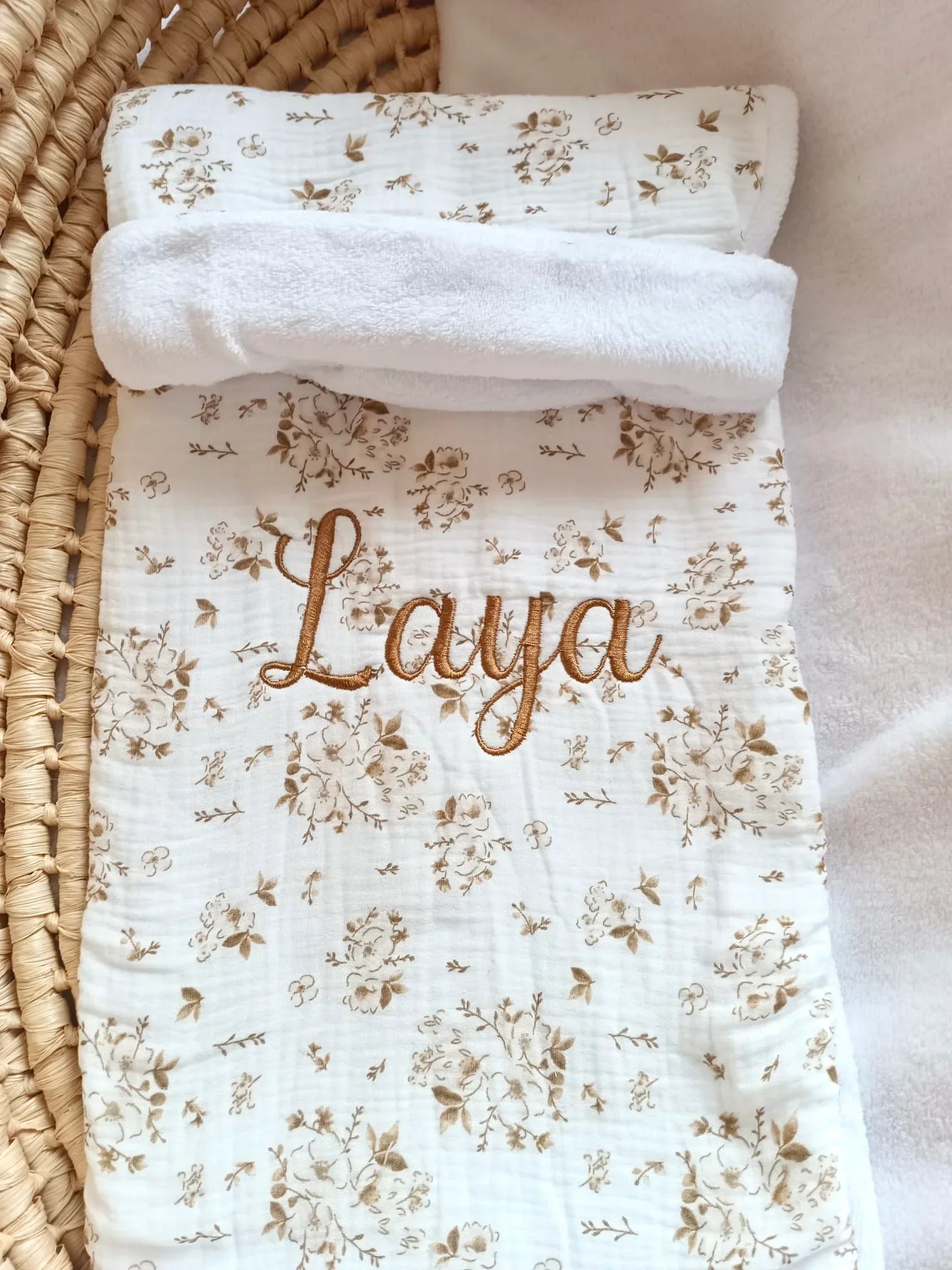 Couverture bébé personnalisée – Fleur de coton