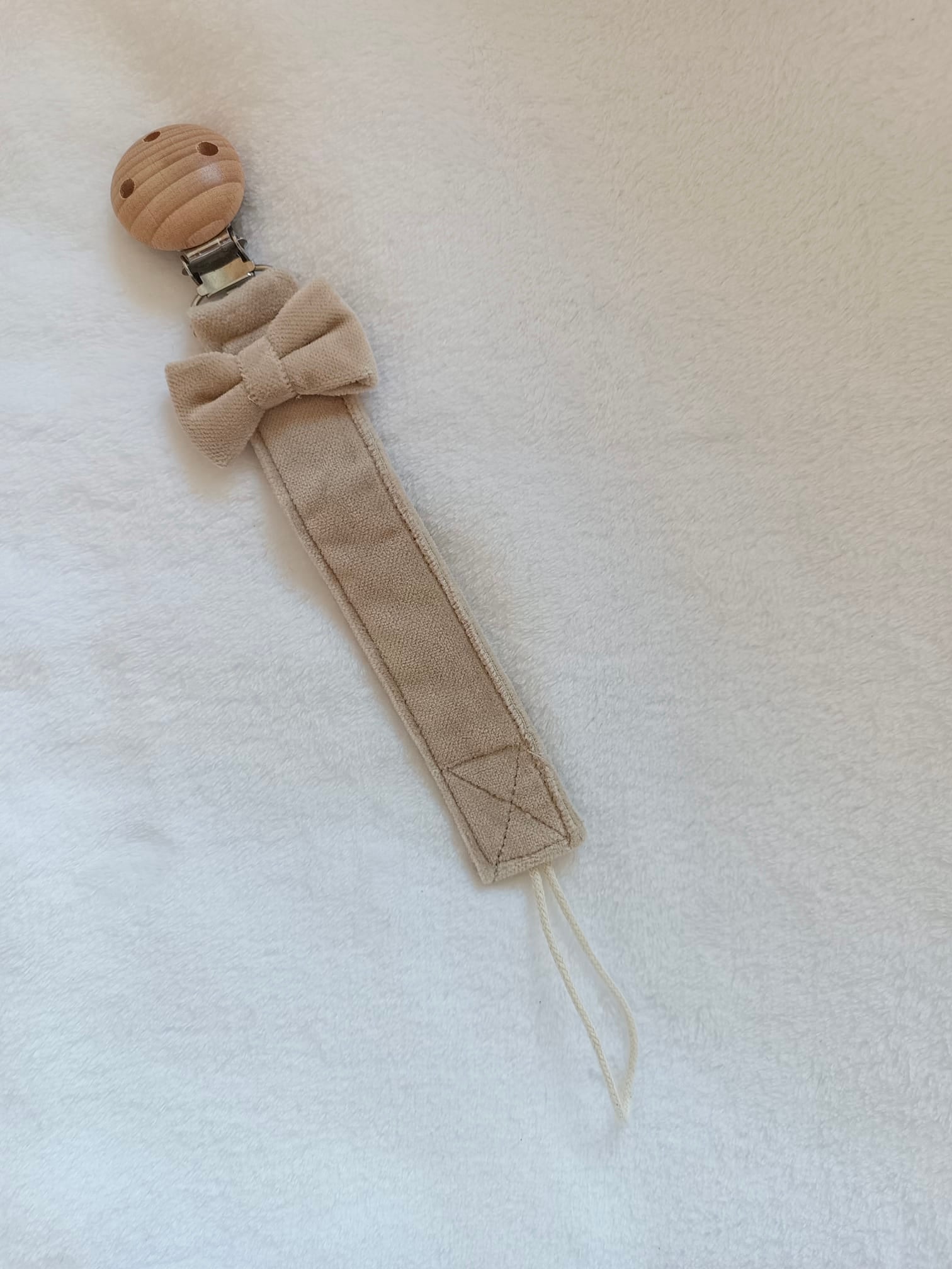 Attache tétine avec noeud velours - personnalisable -