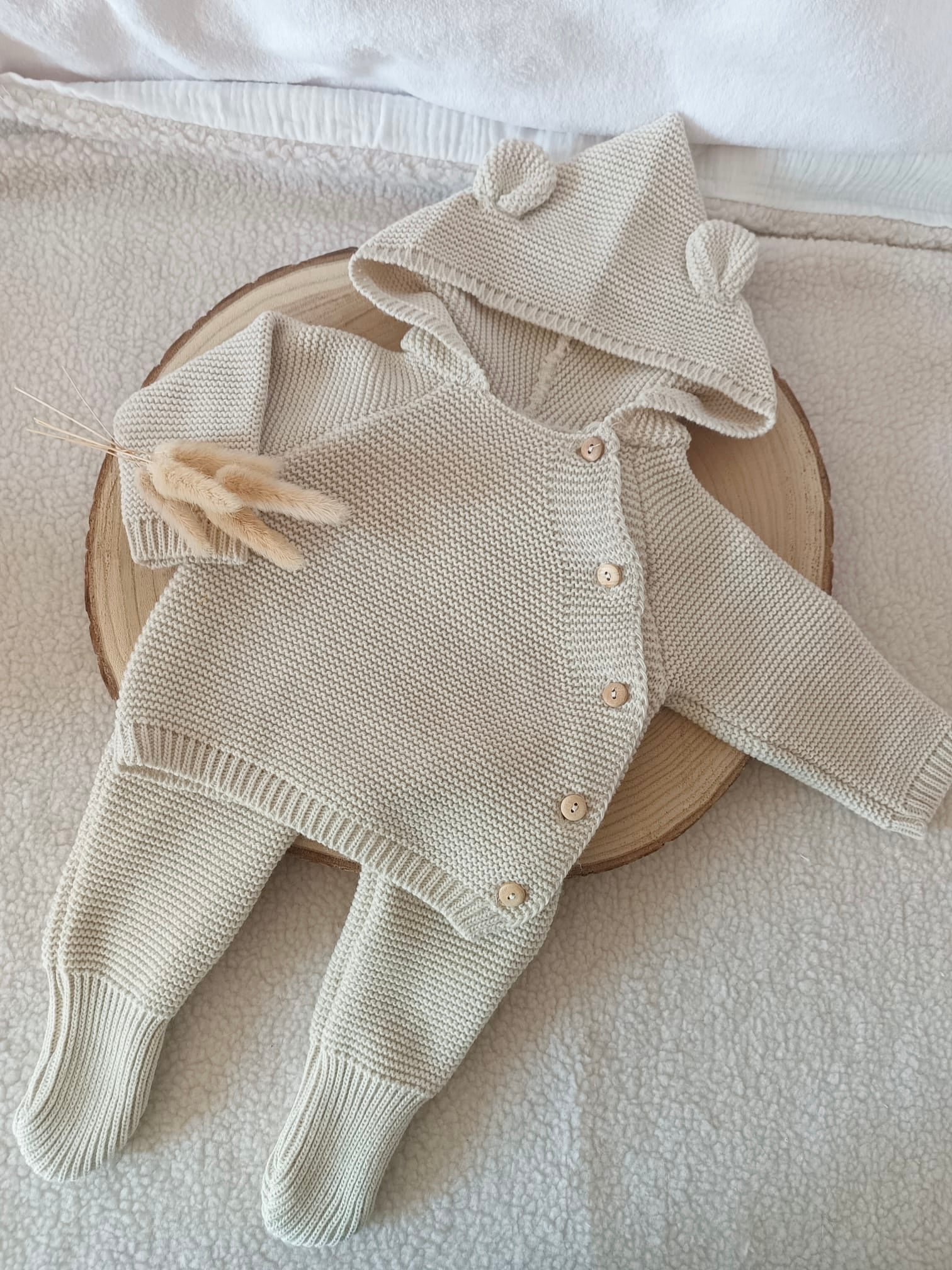 Tenue naissance beige 0/3 mois - avec oreilles de lapin - personnalisable -