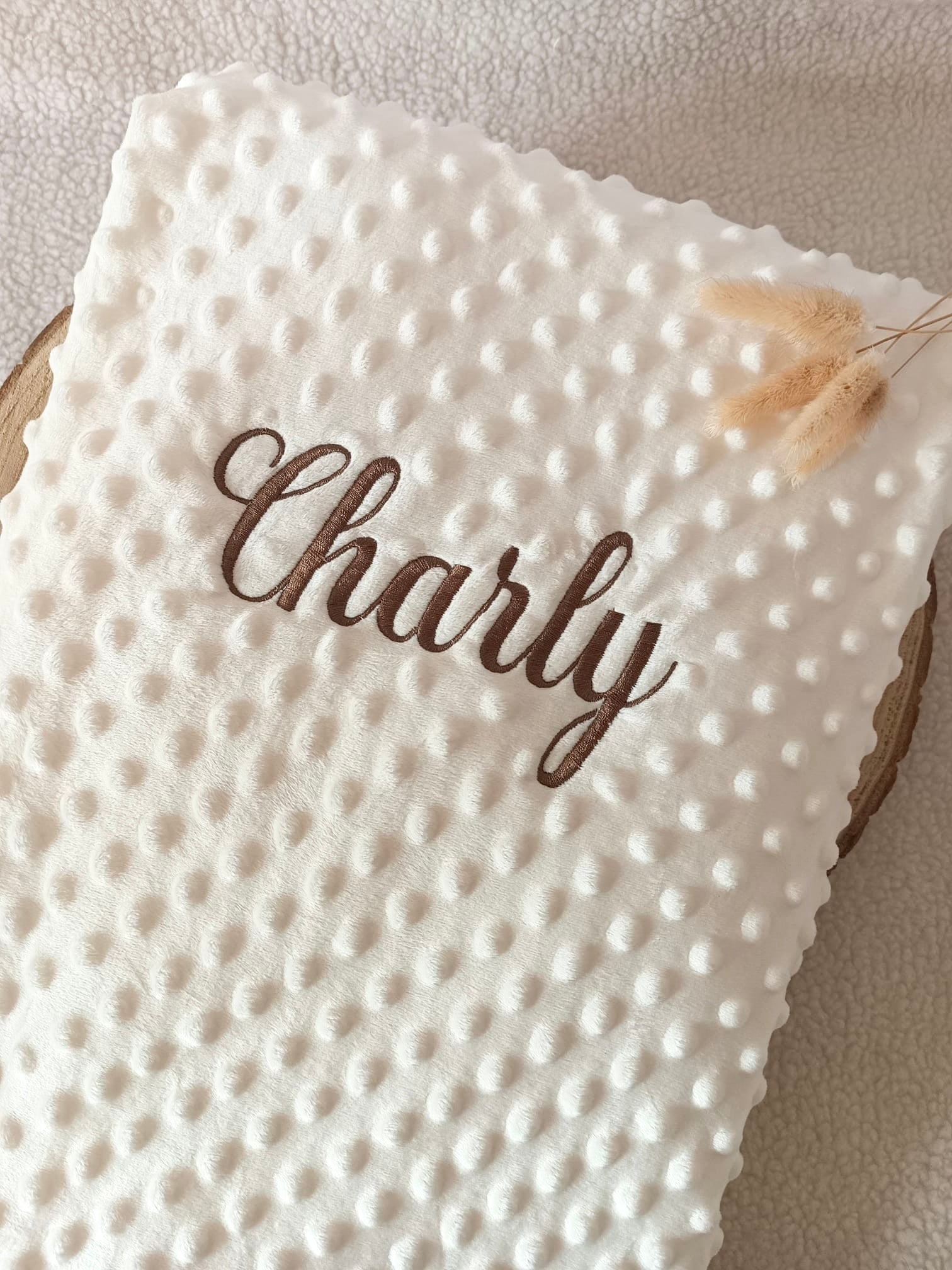 Couverture en minky crème - personnalisable -