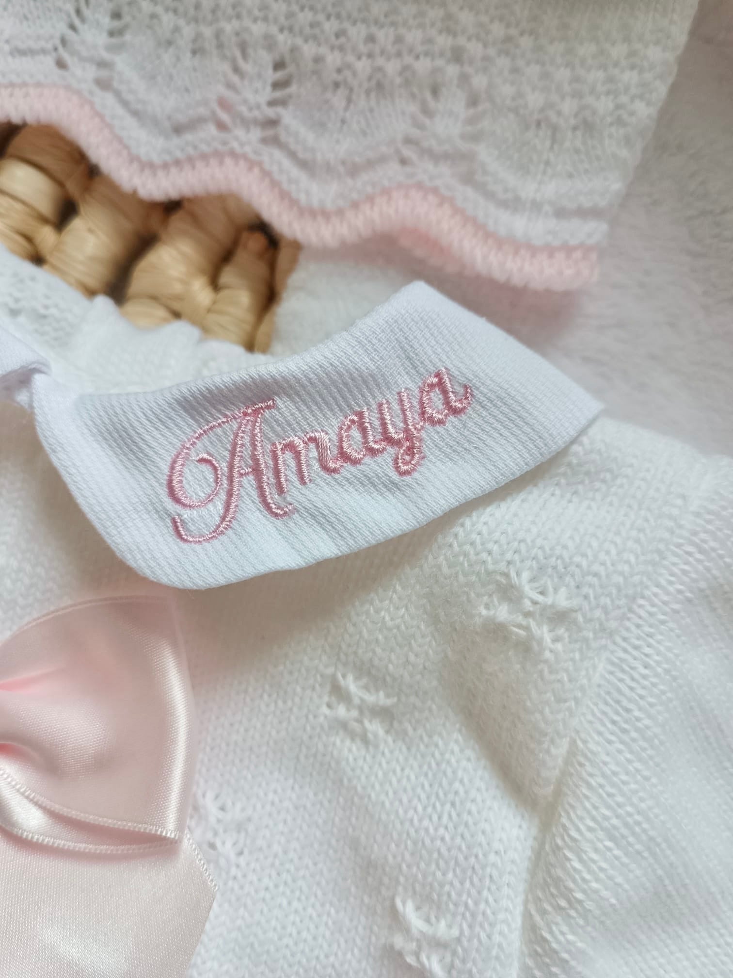 Ensemble complet blanc/ rose avec nœud satiné rose 0/3 mois