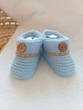 Chausson maille avec boutons en bois - bleu ciel -
