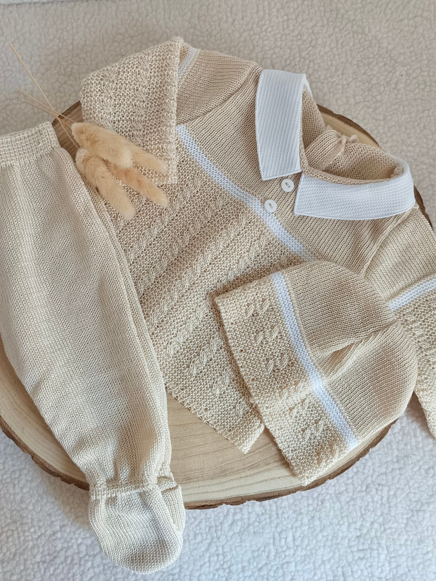 Ensemble complet naissance beige/blanc 0/3 mois