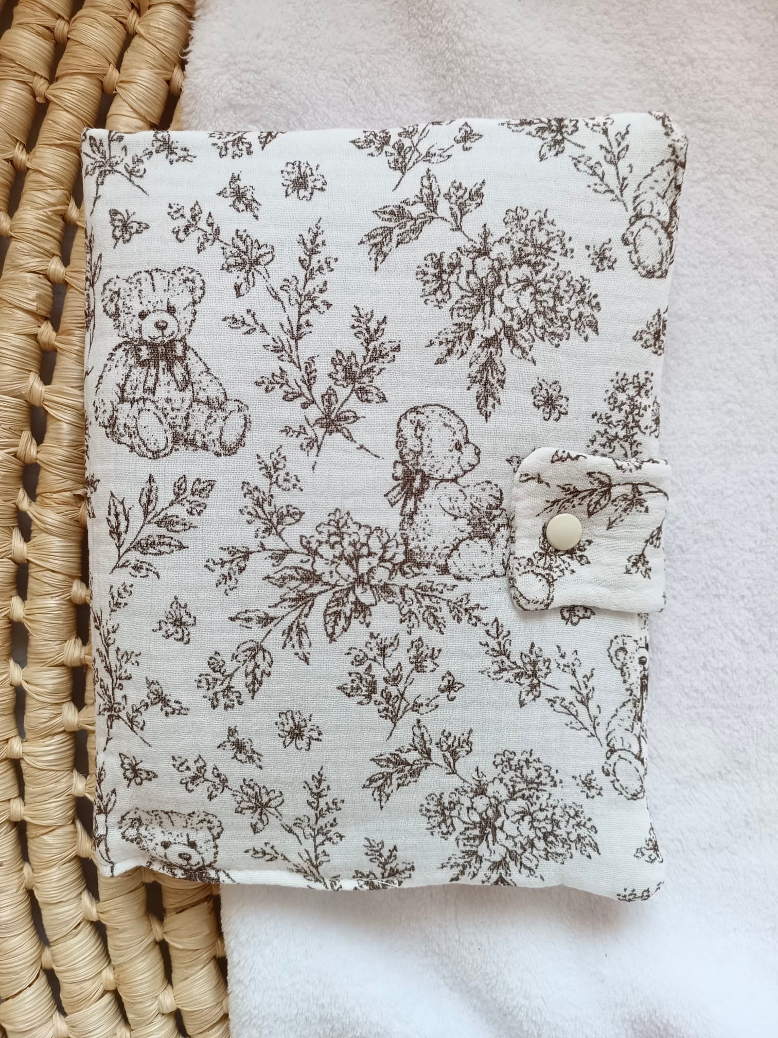 Protège carnet de santé bébé personnalisée en gaze de coton - Rêve d'Ourson